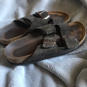 Suede Birkenstock Arizona